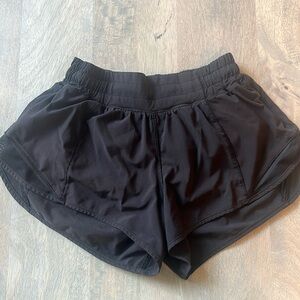 lululemon hotty hots size 2